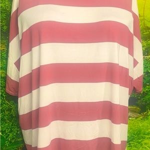 OLD NAVY cropped T-shirt